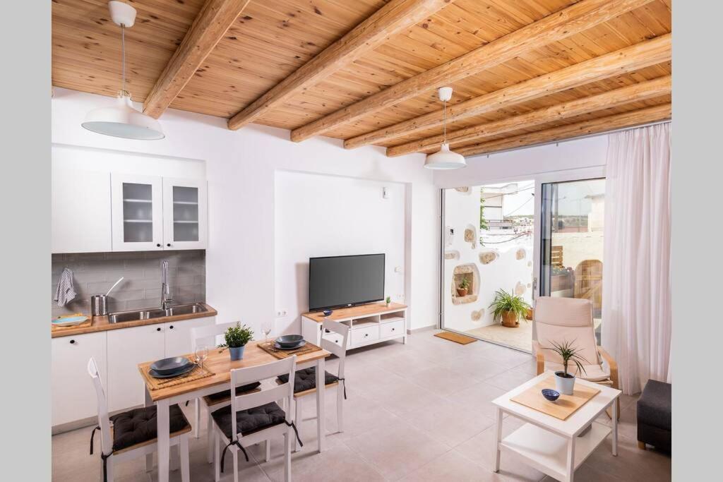 Maisonnette Giannis Pitsidia Bagian luar foto